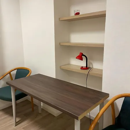 Maxhaus 1 *
